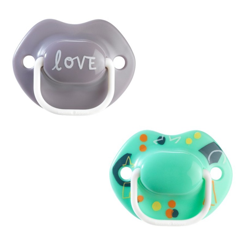 Tommee Tippee Moda Pacifier Set - 6-18 Months - 2 pack