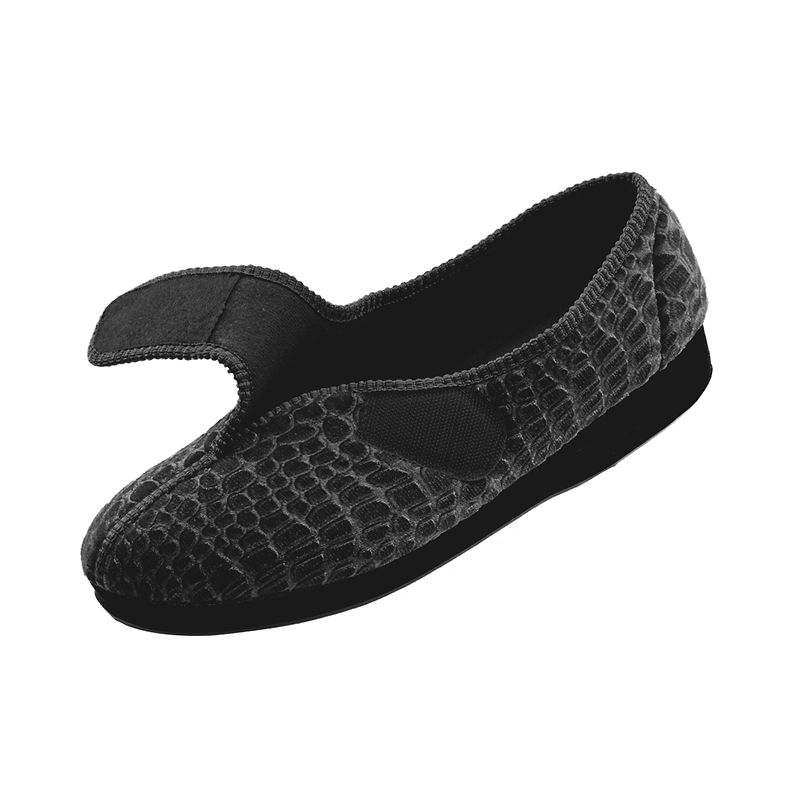 Extra Wide Easy-On Slippers - Black 